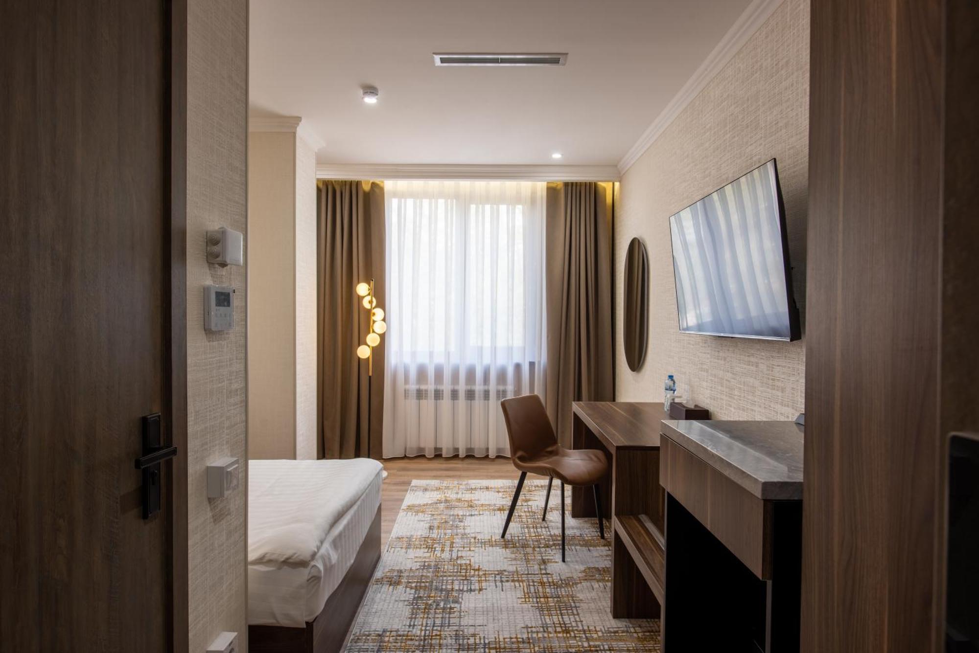 Silk Road Premium Hotel 塔什干 外观 照片